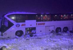 Diyarbakır’da otobüs devrildi: 35 yaralı