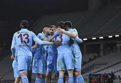 Trabzonspor'da ayrılık! Son maçında ıslıklanmıştı