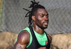 Hatayspor'dan enkaz altında kalan Christian Atsu ve Taner Savut ile ilgili açıklama