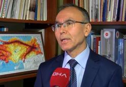 Doç. Dr. Özmen: Sismik boşluk olduğu birçok haritayla ortaya çıkarıldı
