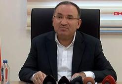 Adalet Bakanı Bekir Bozdağ: Deprem bölgesinde davalar 2 ay ertelenecek