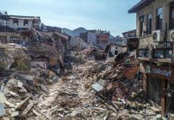 Antakya'daki büyük yıkım dron ile görüntülendi