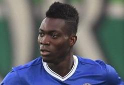 Christian Atsu nerede, öldü mü? Atsu enkazdan çıkarıldı mı, dairesine ulaşılan Atsu bulundu mu?