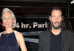 Keanu Reeves'in sevgilisi Alexandra Grant'ten depremzedelere yardım çağrısı!