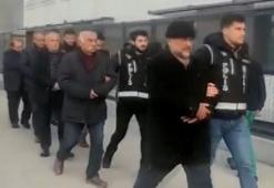 Depremde yaptıkları binalar yıkılan 5 müteahhit gözaltına alındı