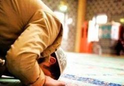 Cuma namazı saati kaçta? 24 Şubat 2023 Cuma saati kaçta bitiyor, ne kadar sürüyor? İl il Diyanet namaz vakitleri ile bugün İstanbul, İzmir, Ankara için Cuma namazı saatleri