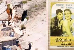 O filmdeki dev kaya ikiye bölündü!