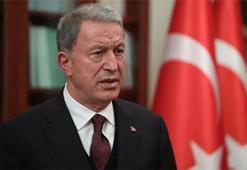 Bakan Akar'dan 'sınırlardan sığınmacı akını' iddialarına sert tepki