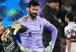 Real Madrid İngiltere'de gol olup yağdı Napoli turu yarıladı