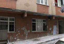 Esenler ve Bayrampaşa'da iki binadaki çatlaklar korkutuyor