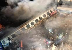 Yunanistan'da iki tren çarpıştı! 32 kişi hayatını kaybetti