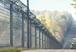 Finlandiya, Rusya sınırına tel örgülü çit çekmeye başladı