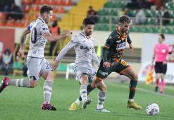 Spor Toto Süper Lig: Corendon Alanyaspor: 1 - Medipol Başakşehir: 0