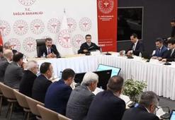 Bakan Koca Cerrahpaşa ve Çapa Tıp Fakültesi hastanelerinde incelemelerde bulundu
