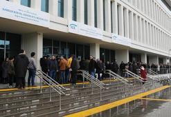 SGK’dan EYT'lilere uyarı! Broşür dağıtıyorlar: 'Gelmenize gerek yok'