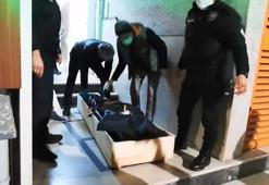 Yabancı uyruklu çift yaşadıkları evde ölü bulundu