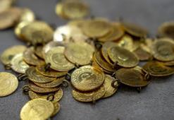 Altın adım adım rekora gidiyor! Altında aylar sonra görülmemiş rakam