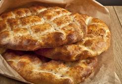 Evde Ramazan pidesi nasıl yapılır? Ramazan pidesi tarifi, malzemeleri ve yapımı: Ramazan pidesinin üstüne ne sürülür, altına ne konur? Kolay Ramazan pidesi yapılışı!