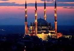Peygamber efendimiz o sahabe yüzünden Allah tarafından uyarılmış!