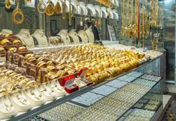Altın fiyatları tepetaklak oldu! Altında çok konuşulacak rekor tarihi
