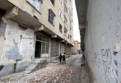 400 bin nüfuslu ilçe için korkutan uyarı: Küçük bir artçıda yıkılma durumu söz konusu