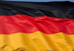 Almanya'da milyonların beklediği adım atıldı! Hükümet yabancı işçiler kararını verdi: Puan sistemi ve fırsat kartı...