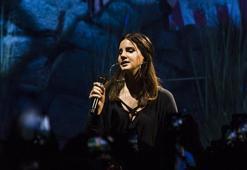 Lana Del Rey'den güzel haber!