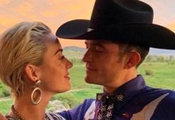 Katy Perry nişanlısı Orlando Bloom'a söz verdi!