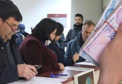 EYT'de son dakika açıklaması! Emekli maaşlarında gecikme olacak mı? EYT'lilere ikramiye için tarih verildi