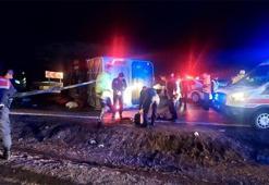 Belediye personelini taşıyan otobüs kaza yaptı: 3 ölü, 14 yaralı