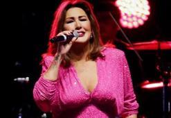 Nükhet Duru takipçilerini geçmişe götürdü: Geçmiş zaman olur ki hayali cihan değer!