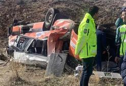 Kayseri'de cenaze aracı şarampole devrildi: 2 ölü, 3 yaralı