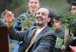 Yücel Arzen kimdir, aslen nereli, kaç yaşında? Ayasofya şarkısıyla gündem olan Yücel Arzen AK Parti'den aday oldu!