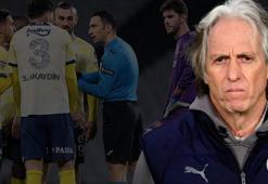 'Artık seni kimse iplemiyor! Türkiye'nin 'oynasın' diye feryat ettiği futbolcuyu yedek bırakıyorsun Jesus'