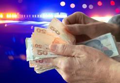 Dolandırıcılar evlere girmeye başladı! Tüm birikimlerini kendi eliyle teslim etti