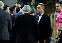 Fenerbahçe - Ankaragücü maçında yüksek tansiyon! Jorge Jesus ve yöneticilerden hakeme sert tepki