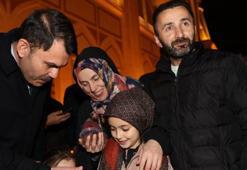 Bakan Kurum, teravih namazı sonrası vatandaşlarla bir araya geldi