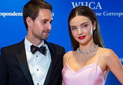 Miranda Kerr dördüncü çocuk için ikna olmuyor!