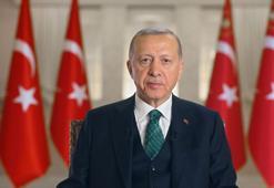 Cumhurbaşkanı Erdoğan'dan bayram mesajı: Asrın felaketinin yaralarını asrın dayanışmasıyla sarıyoruz