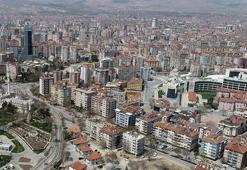 'Zümrüt Apartmanı'na benzer yapılar var' dedi deprem tehlikesini açıkladı