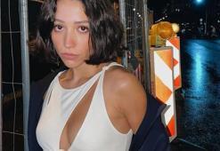 Zeynep Bastık'tan bikinili poz!