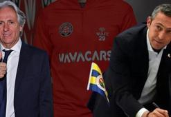 15 gün önce Ali Sami Yen'de 50 bin taraftarı şok etmişti! Fenerbahçe yılın ilk transfer bombasını patlattı