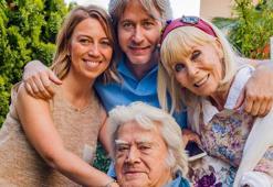 Ailesinden duygulandıran Cüneyt Arkın paylaşımı!