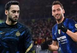Şampiyonlar Ligi'nde Milan - İnter derbisine Hakan Çalhanoğlu damgası! Taraftarların öfkesi onu durdurmaya yetmedi...