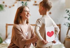 Şehit annelerine anneler günü mesajları-annesiz anneler günü sözleri!  Anneler günü mesajı ve resimli 14 Mayıs Anneler Günü sözleri (anneler gününü sessiz kutlayın mesajları)