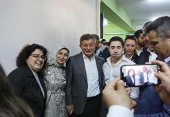 Gelecek Partisi Genel Başkanı Davutoğlu oyunu İstanbul'da kullandı