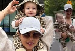 Priyanka Chopra'nın kızına giydirdiği bot çok konuşuldu! 'Tarzı benimkinden daha iyi'