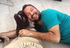 Ali Sunal acı haberi sosyal medya hesabından paylaştı