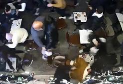 Galata’da dehşet anları kamerada! Birbirlerini ezdiler