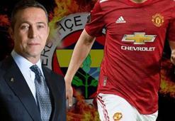 Fenerbahçe'de orta sahaya 39 milyonluk yıldız! Manchester Unitedlı ismin Türk menajeriyle görüşme...